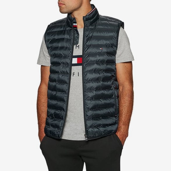 CORE PACKABLE RECYCLED VEST